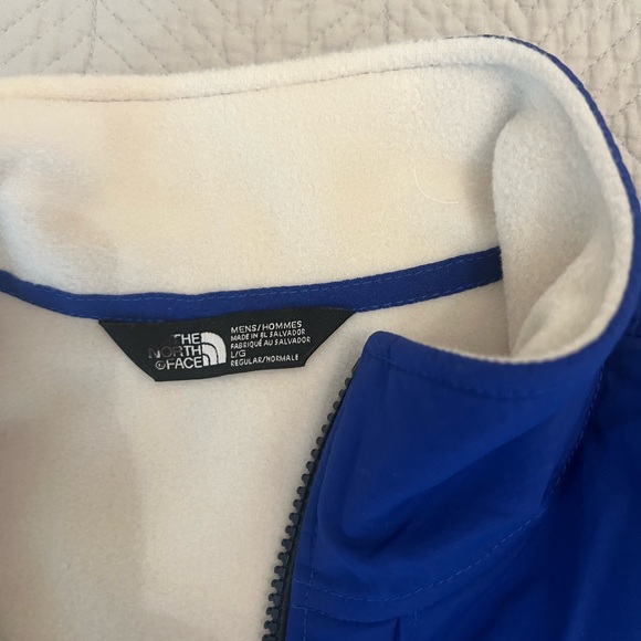 The North Face Blue and White Fleece Jacket - Picture 7 of 8